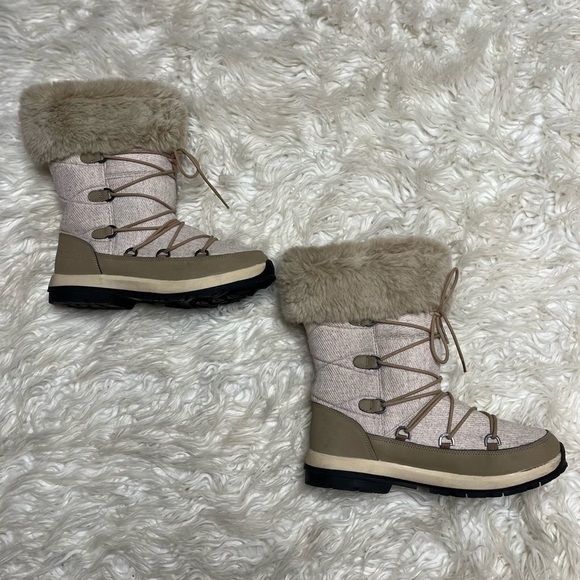 Bearclaw 1932W Leslie Women’s Tan Faux Fir Winter Boots. Size 9 - Picture 4 of 6